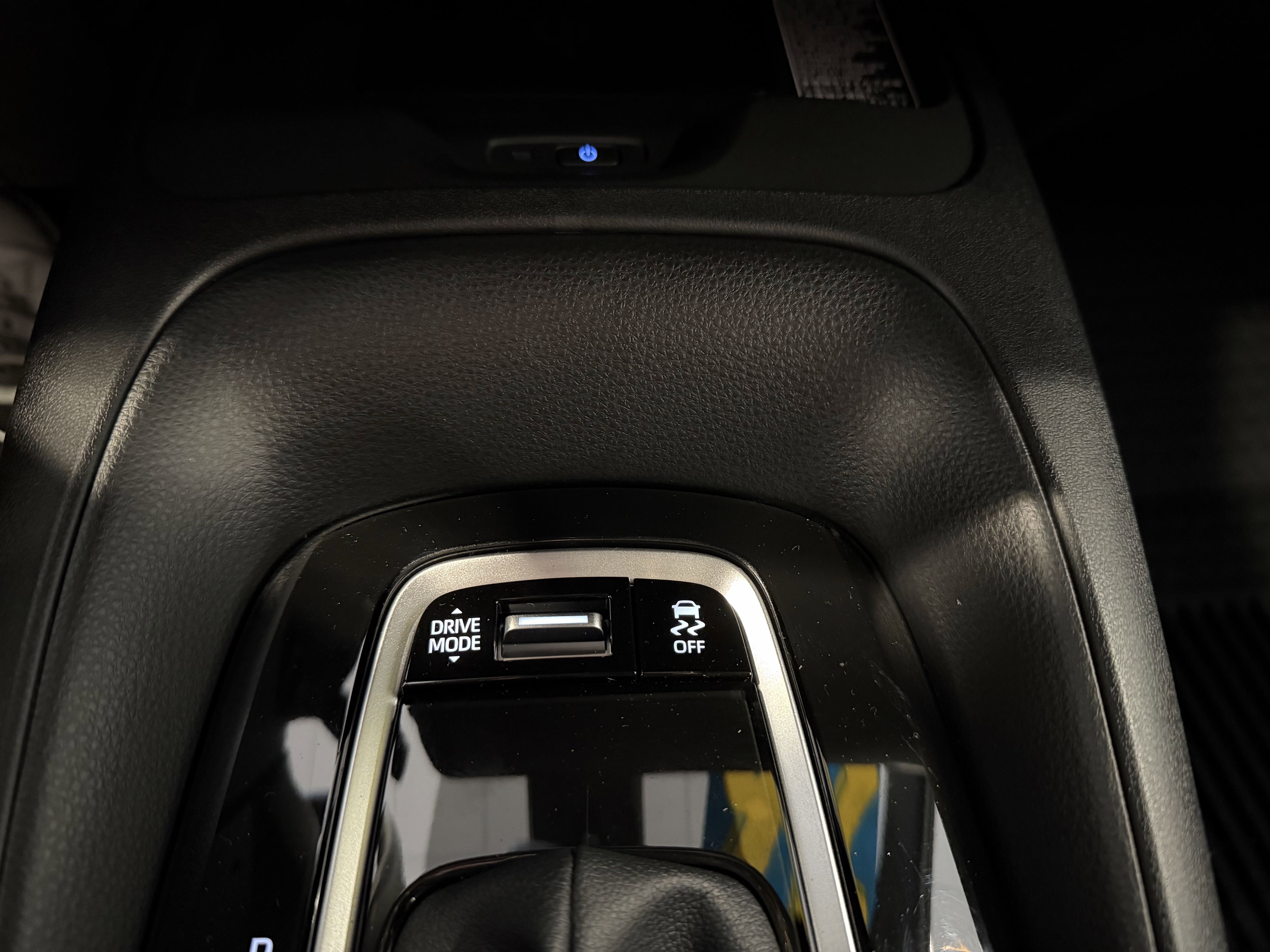 2026 Toyota Corolla SE - Photo 23