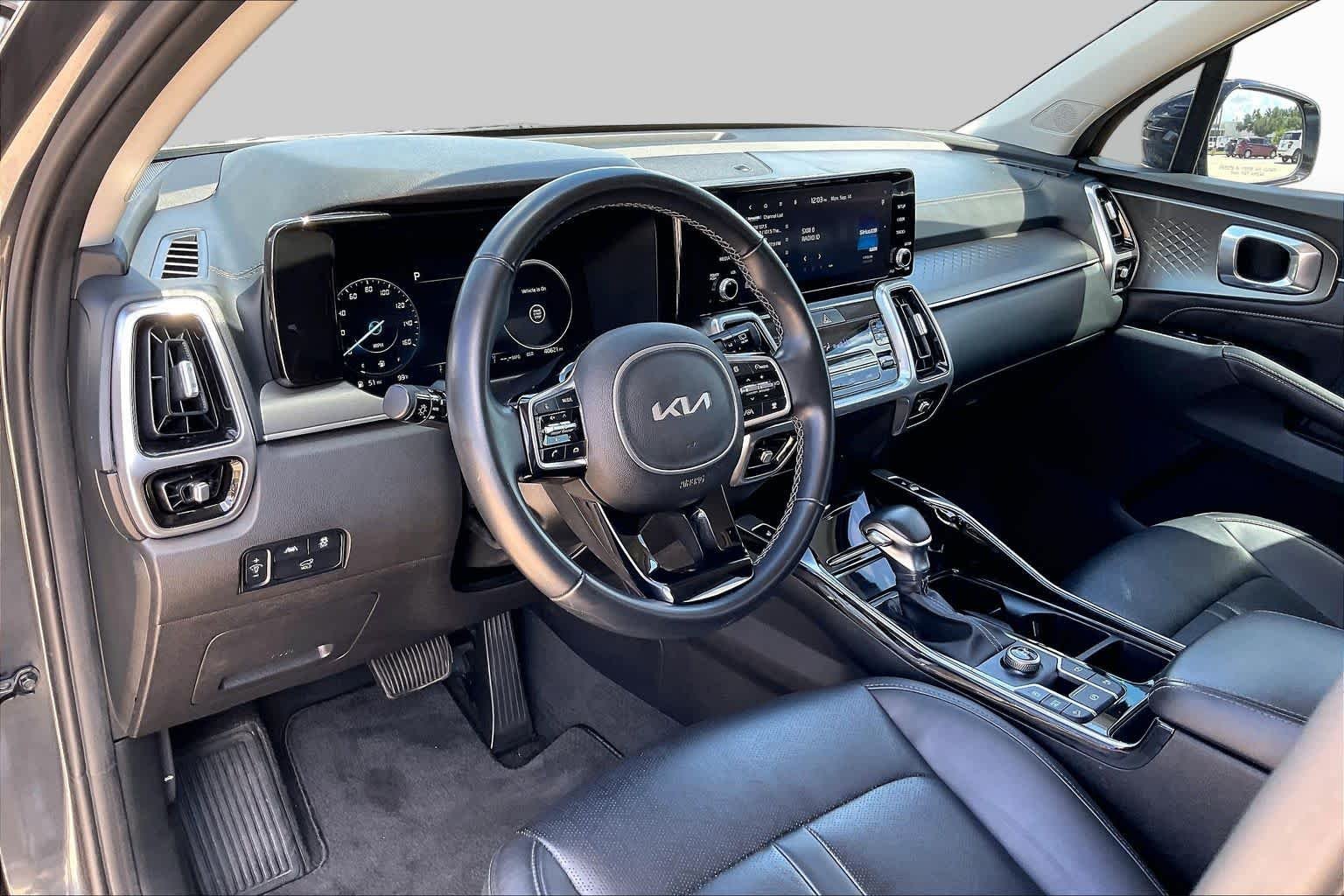 Used 2023 Gravity Grey Kia SX image 18