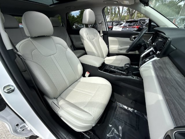 2022 Kia Sorento EX - Photo 27