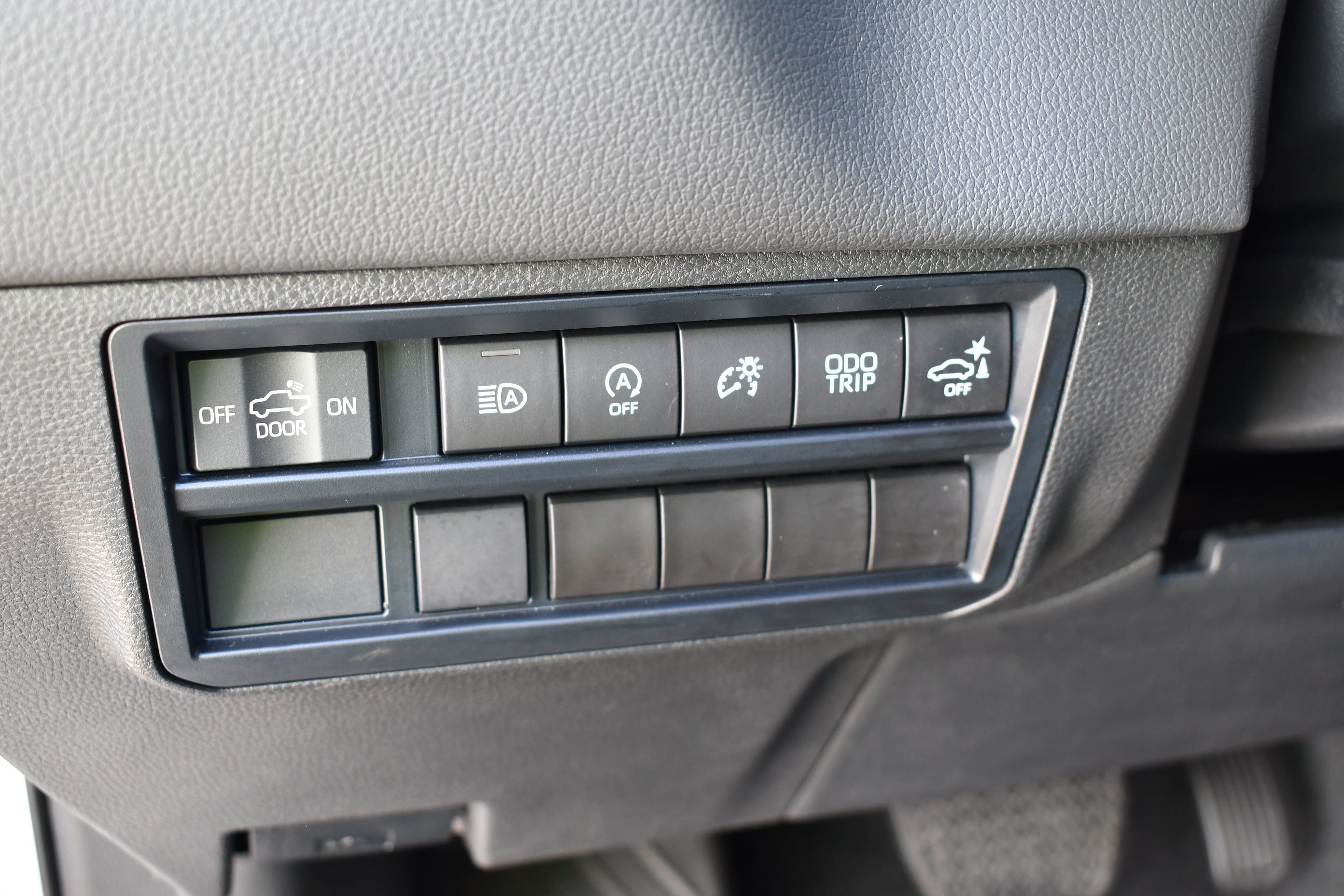 Used 2023  Toyota Limited image 15