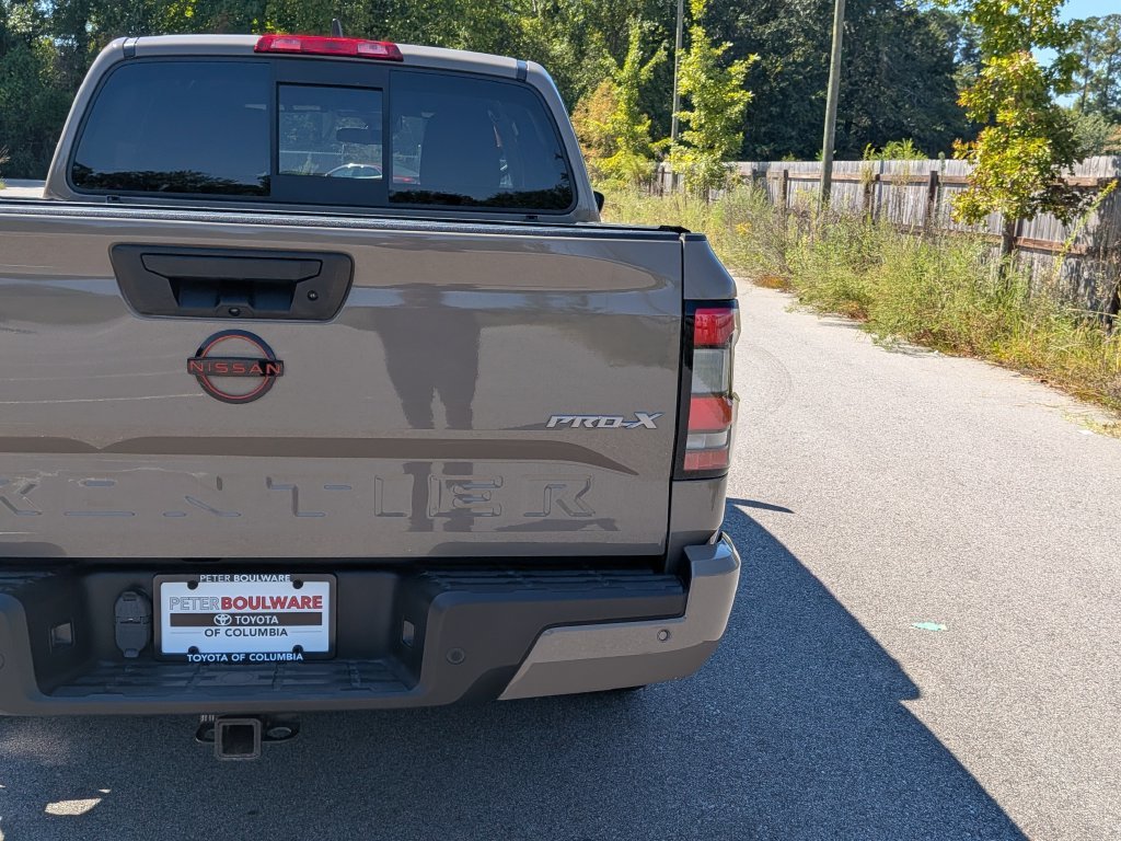 Used 2022  Nissan PRO-X image 8