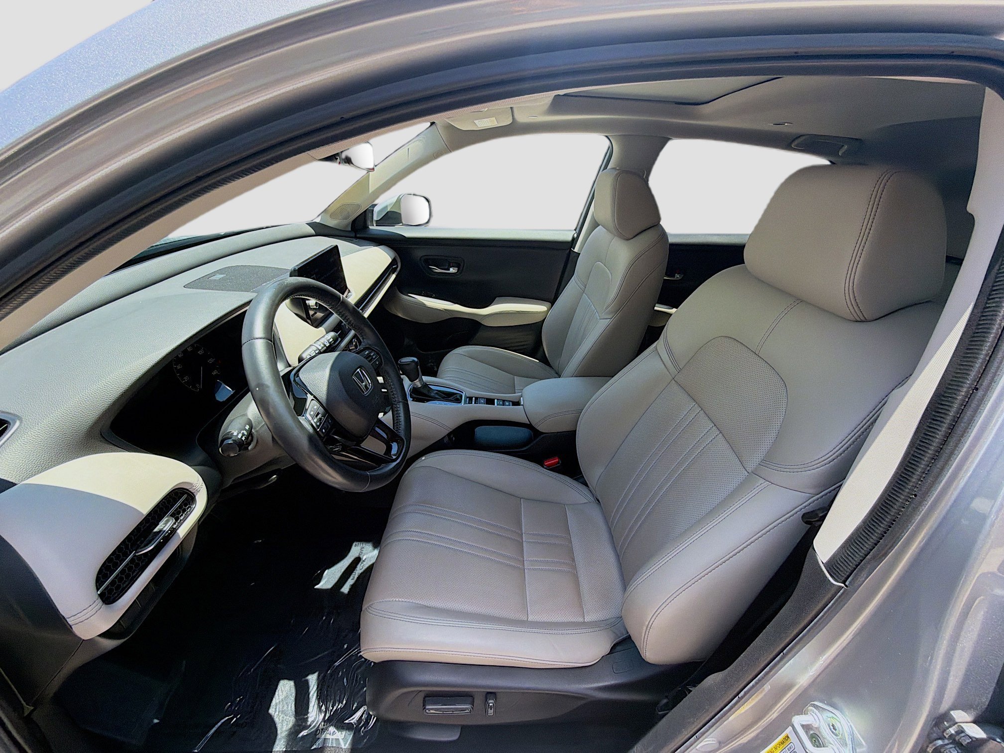 Used 2024 Lunar Silver Metallic Honda EX-L image 18