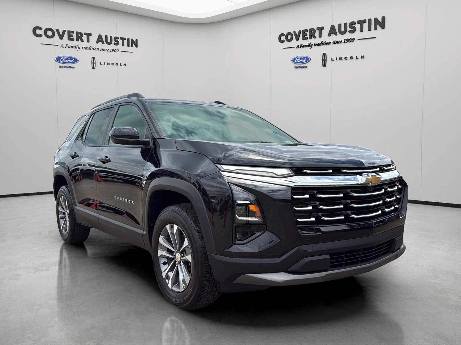 Used 2025 Black Chevrolet LT image 5