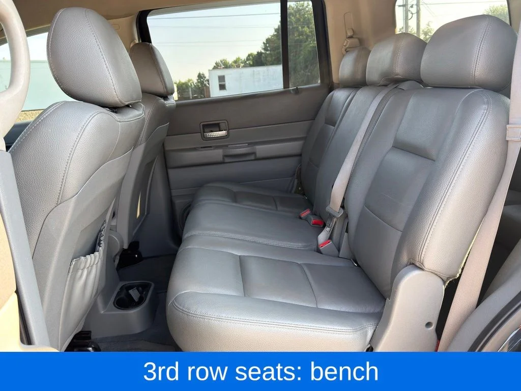 Used 2004 Black Dodge SLT image 16