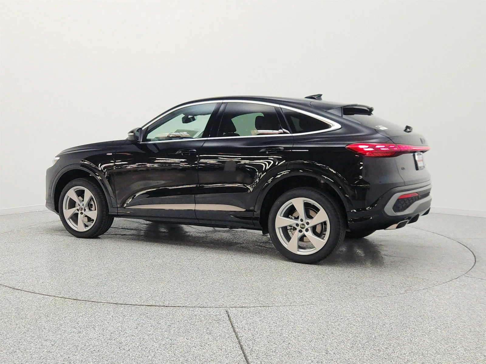 New 2026 Mythos Black Metallic Audi Premium Plus 2.0 TFSI quattro image 8