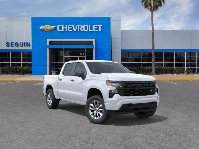 New 2026 Summit White Chevrolet Custom image 1
