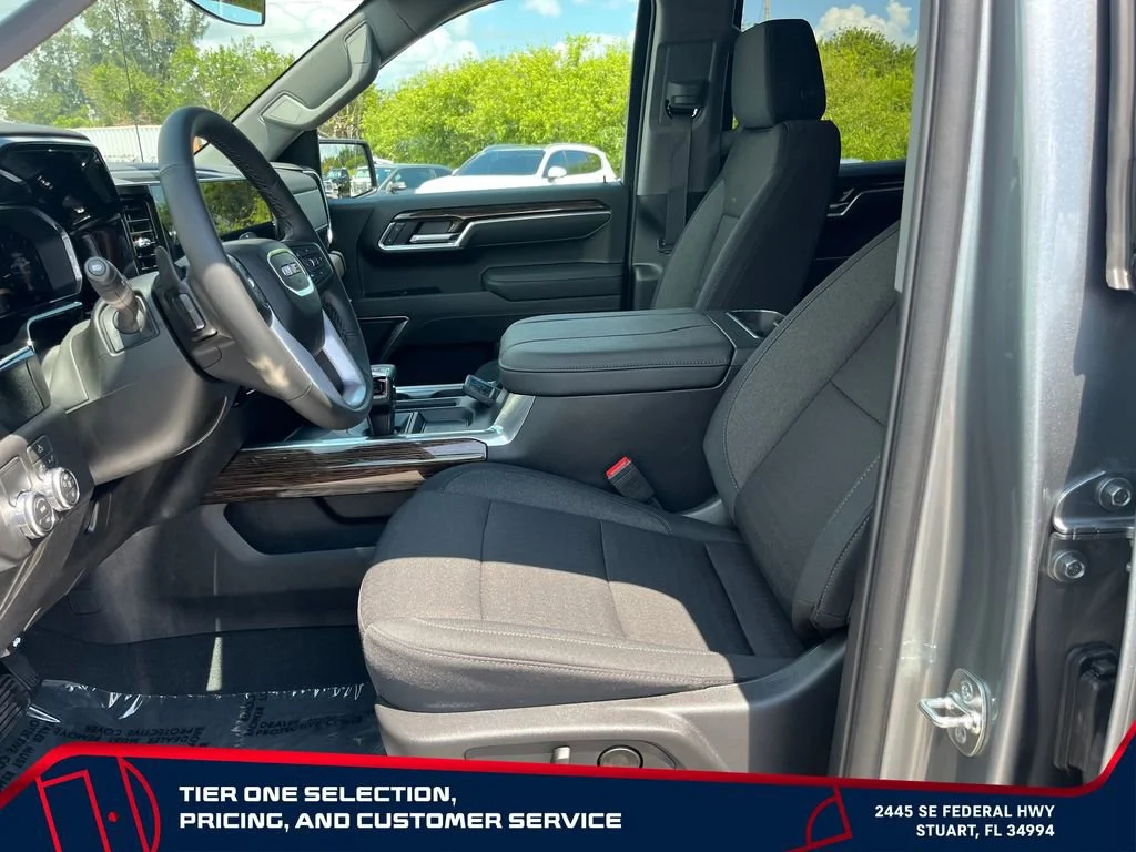 New 2026 Sterling Metallic GMC Elevation image 9
