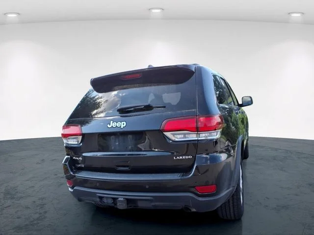 Used 2021 Black Jeep Laredo E image 15