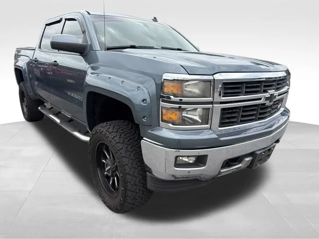Used 2014 Blue Chevrolet LT image 2