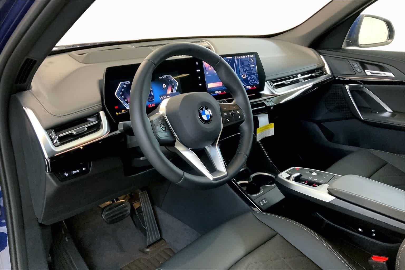 Used 2025 Phytonic Blue Metallic BMW xDrive28i image 8