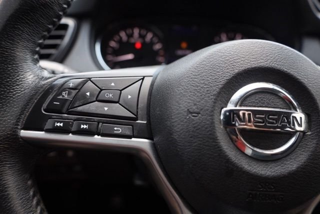 Used 2018 Magnetic Black Nissan SV image 26