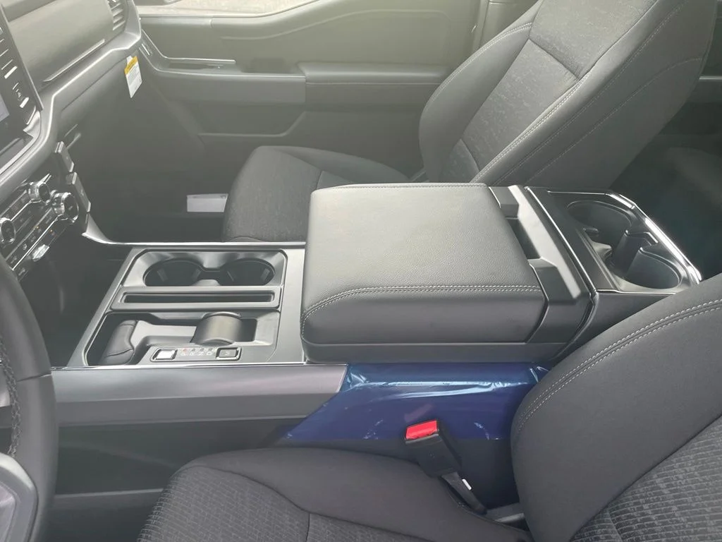 New 2026 Carbonized Gray Metallic Ford XLT image 27