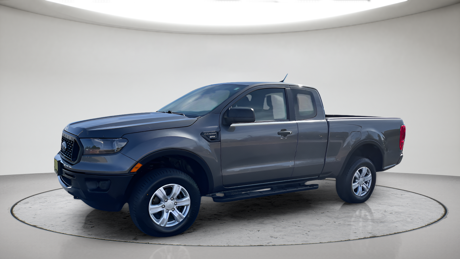 Used 2020 Magnetic Ford XL image 12