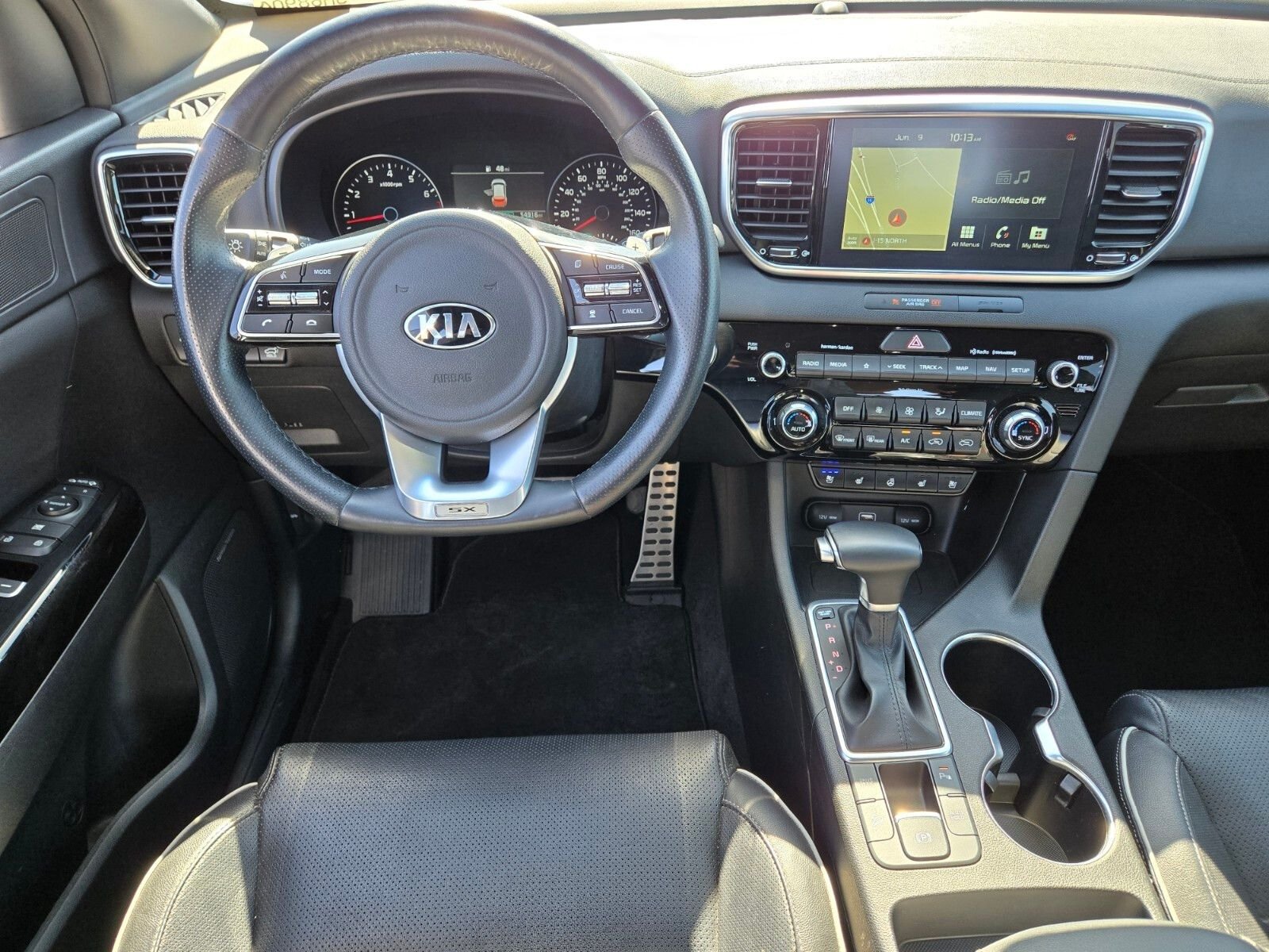 Used 2022 White Kia SX image 13