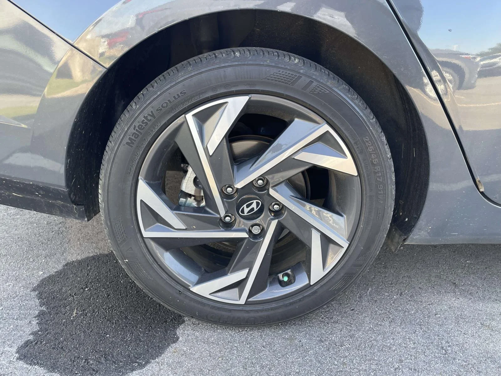 Used 2024 Ecotronic Gray Hyundai Limited image 5