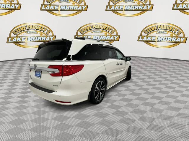 Certified Used 2019 White Diamond Pearl Honda Elite image 2