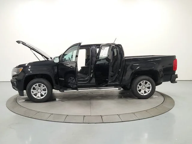 Used 2022 Black Chevrolet LT image 12