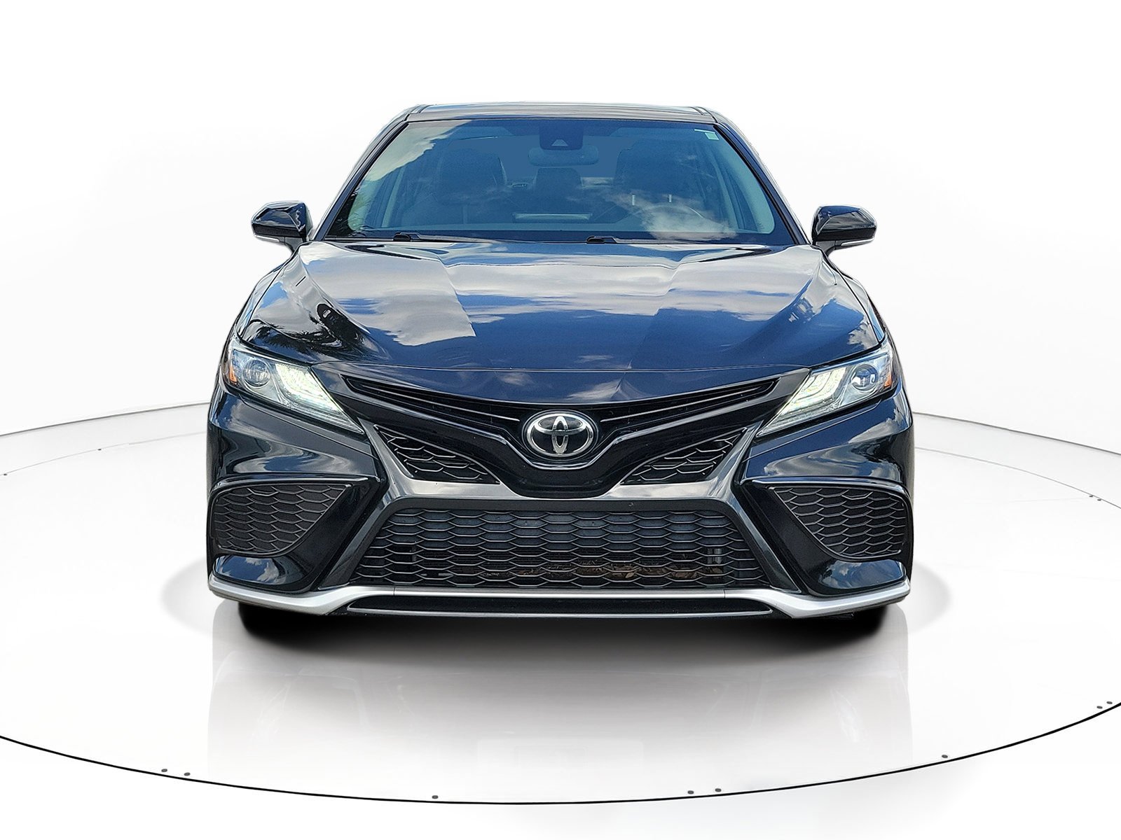 Used 2021 Midnight Black Metallic Toyota XSE image 2