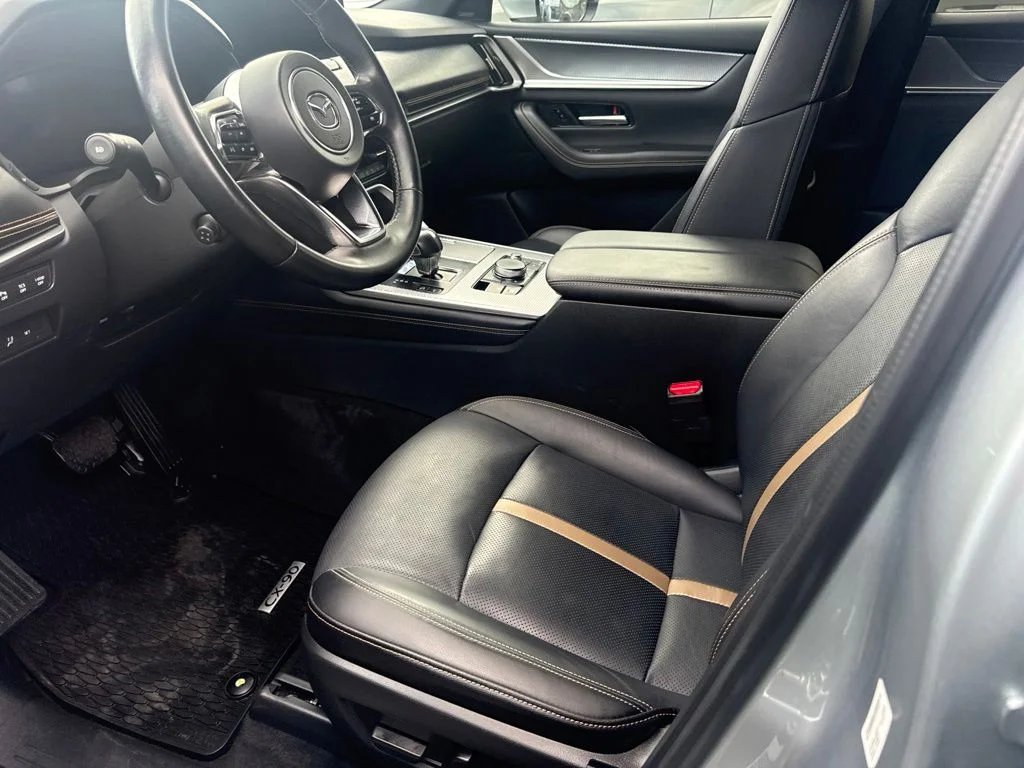Used 2025 Silver Mazda 3.3 Turbo S Premium image 3