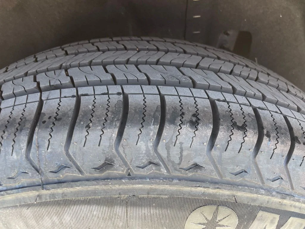 Certified Used 2025 Black Nissan S image 9