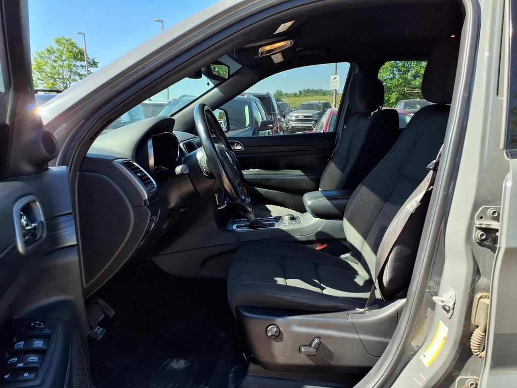 Used 2020 Gray Jeep Laredo image 13