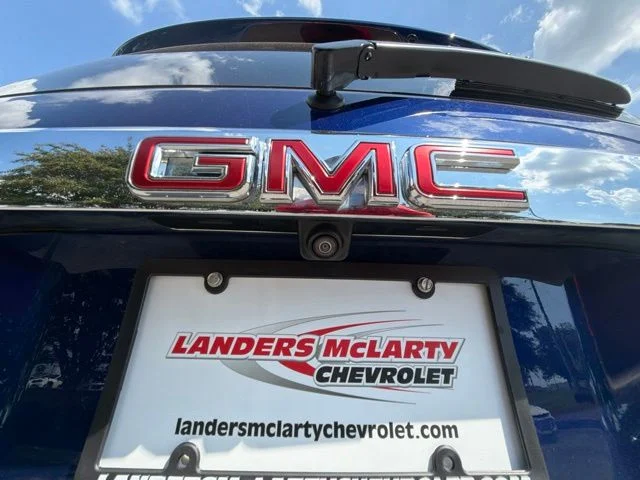 Used 2023 Blue GMC SLE image 19