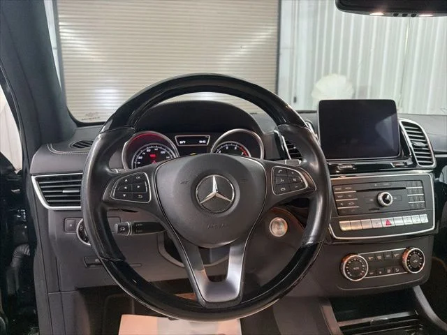 Used 2018 Black Mercedes-Benz GLE 350 image 11