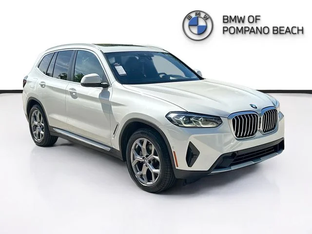 2023 BMW X3 sDrive30i's photo