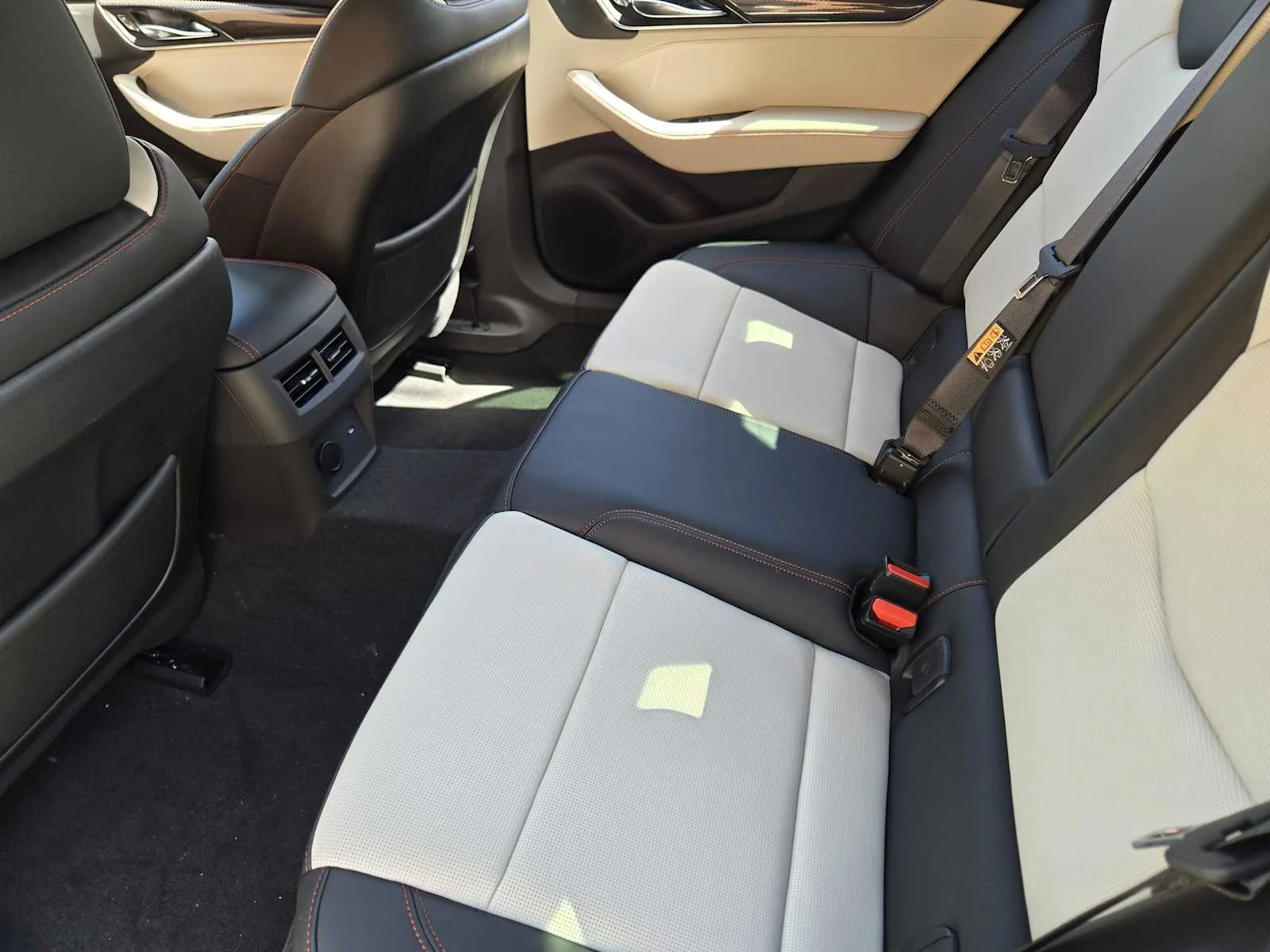 New 2026 Argent Silver Metallic Cadillac Sport image 18