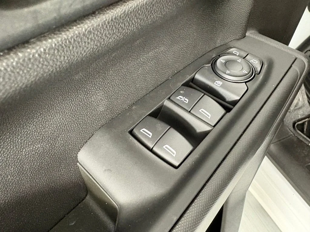 New 2026 Summit White Chevrolet Custom image 22