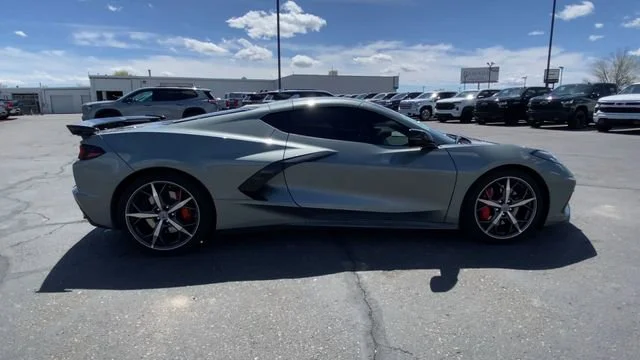 Used 2023 Hypersonic Gray Metallic Chevrolet 2LT image 9