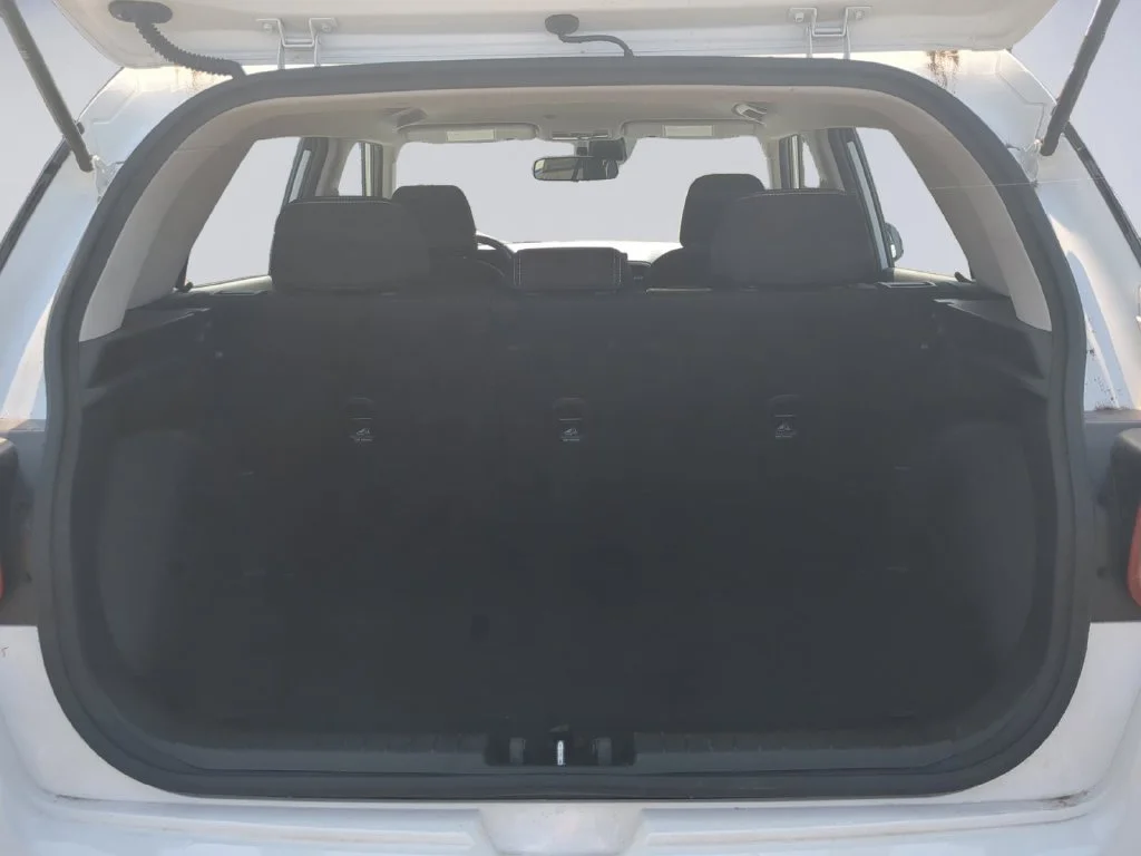 Used 2023 White Hyundai  image 20