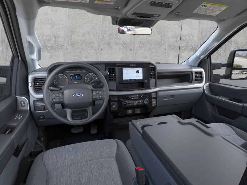 New 2025 Oxford White Ford F-350® XL image 33