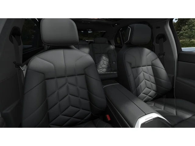 New 2027 Black Sapphire Metallic BMW 740i image 11