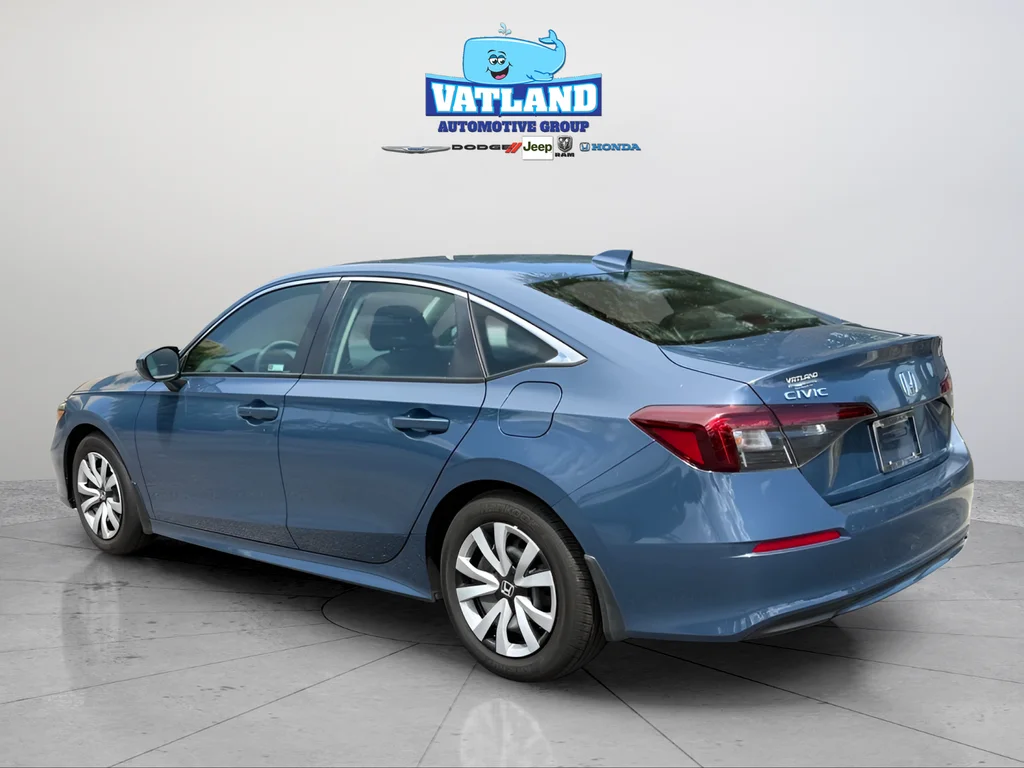 2026 Honda Civic LX - Photo 3