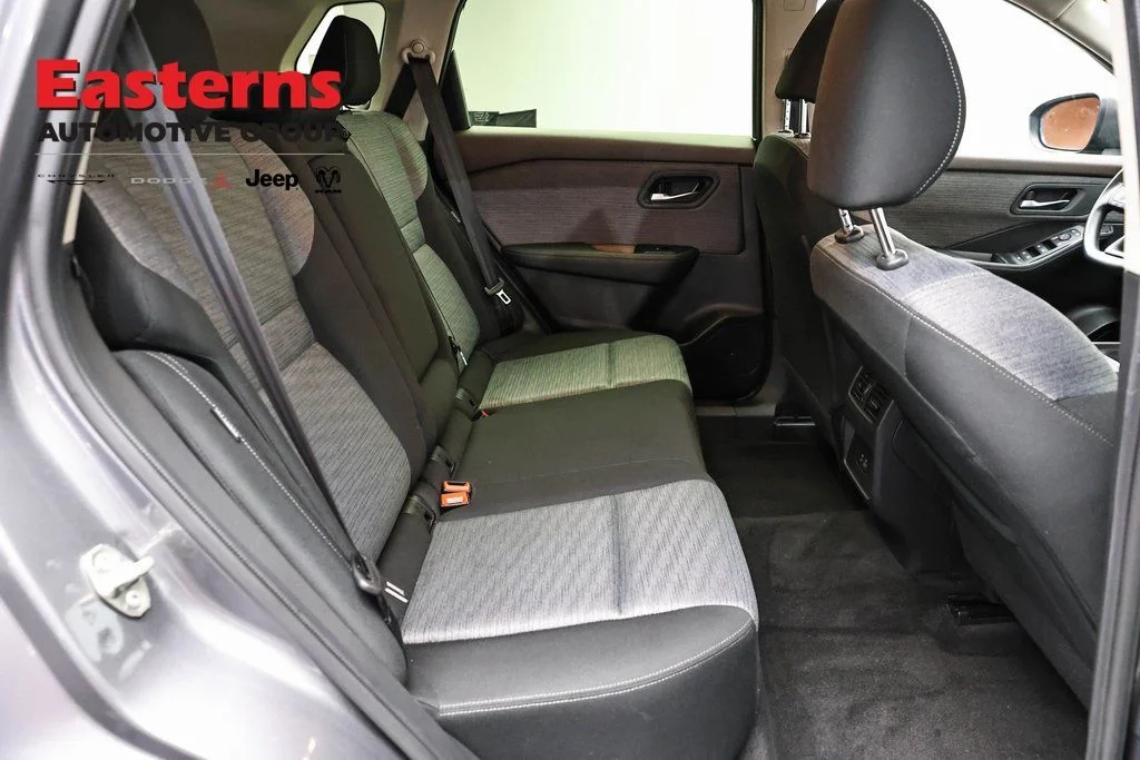 Used 2023 Gray Nissan SV image 24