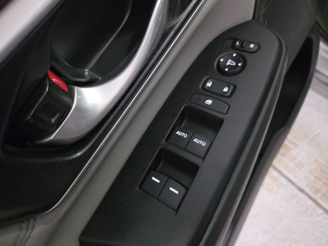 Used 2019  Honda EX-L image 13