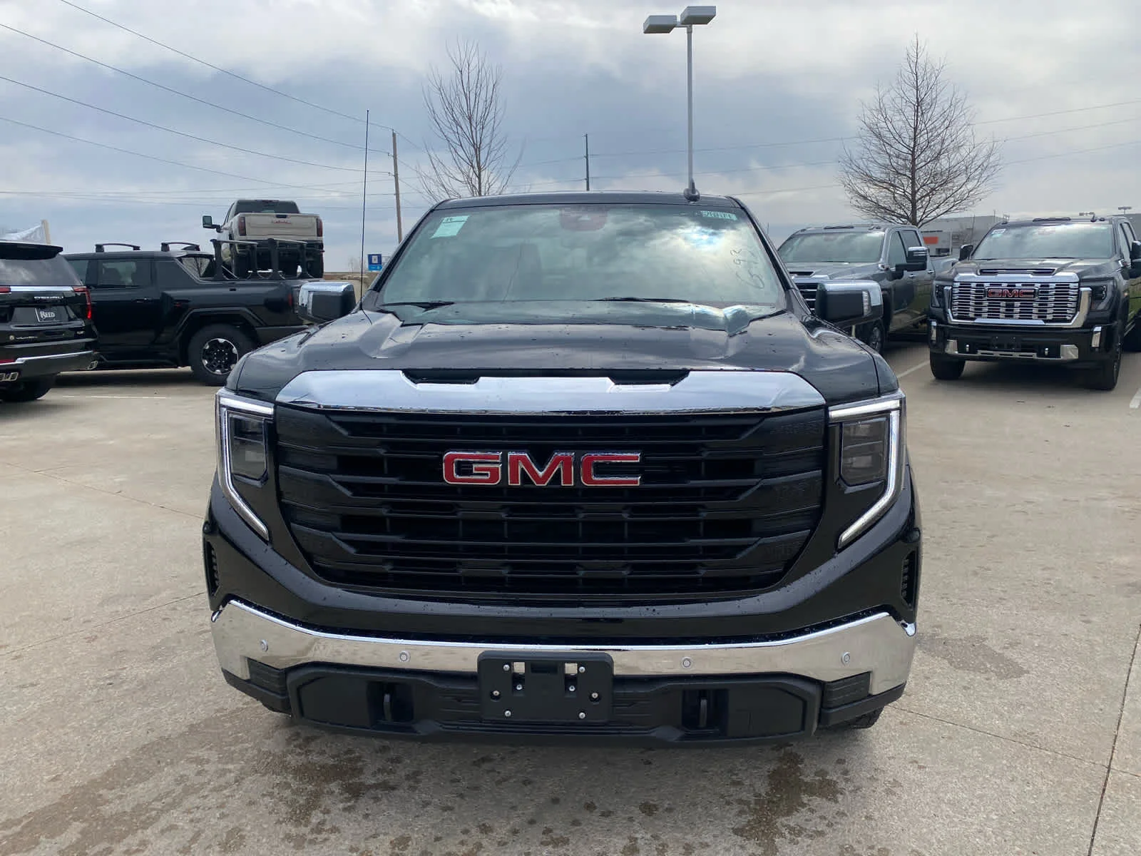 New 2026 Onyx Black GMC Pro image 3