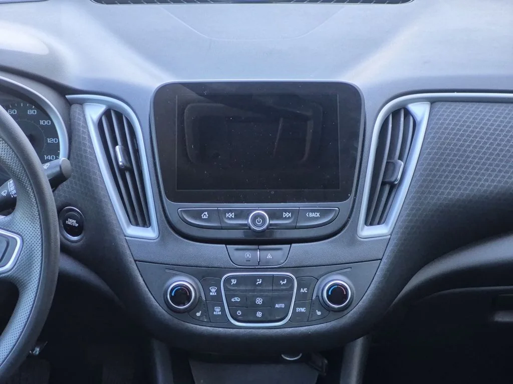 Used 2023 Sterling Gray Metallic Chevrolet LT image 9