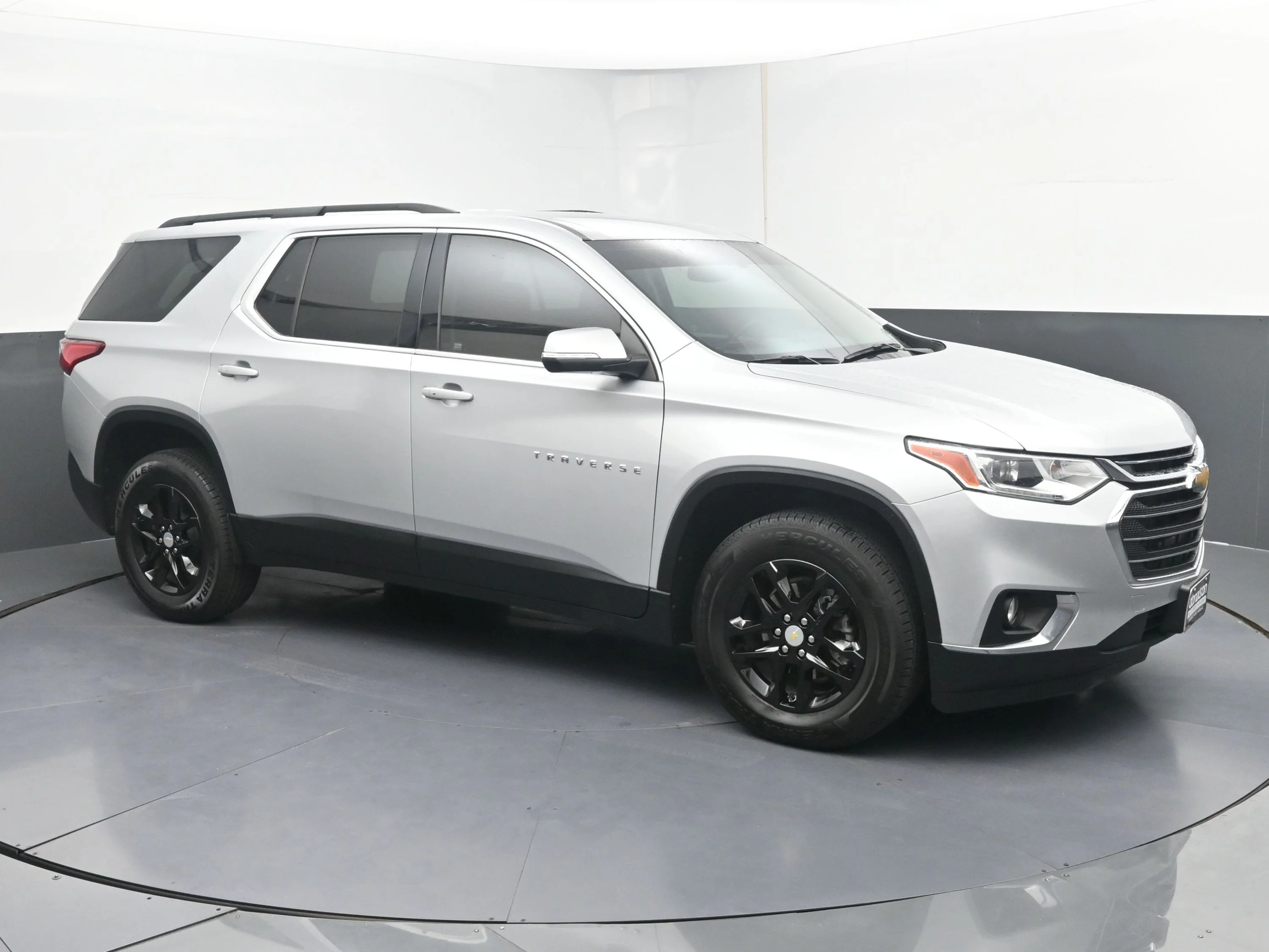 2021 Chevrolet Traverse FWD 1LT's photo