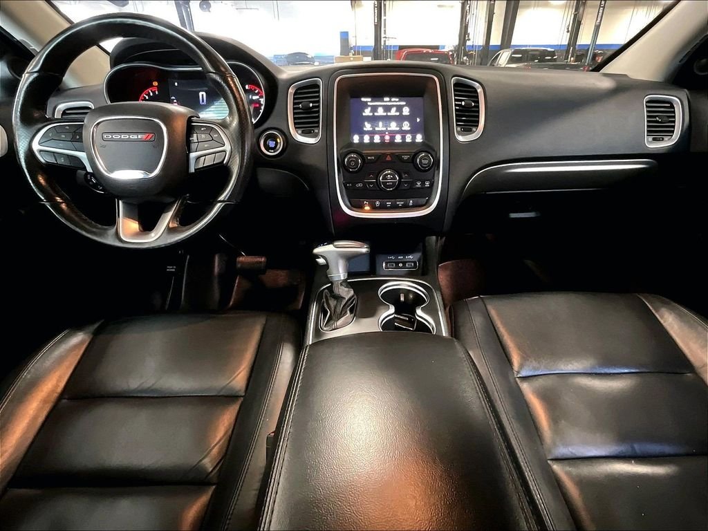 Used 2020 White Dodge SXT Plus image 22