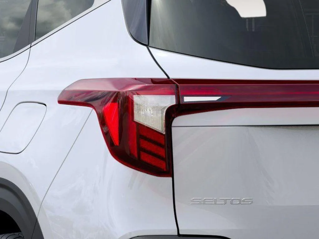 New 2026 White Kia EX image 11