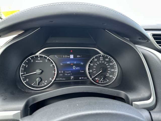 Used 2024 Silver Nissan SL image 12