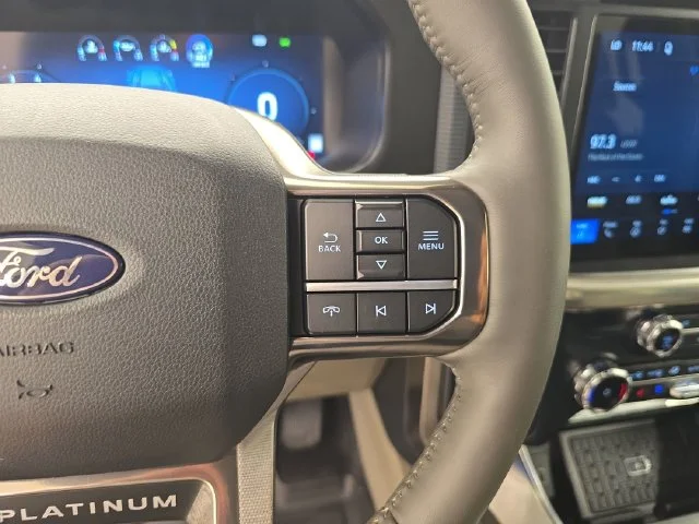 New 2026 Star White Metallic Tri-Coat Ford Platinum® image 42