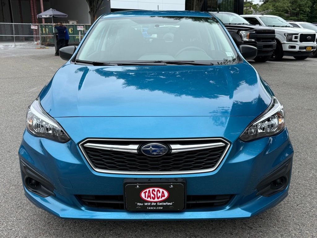 Used 2019 Blue Subaru 2.0i image 3