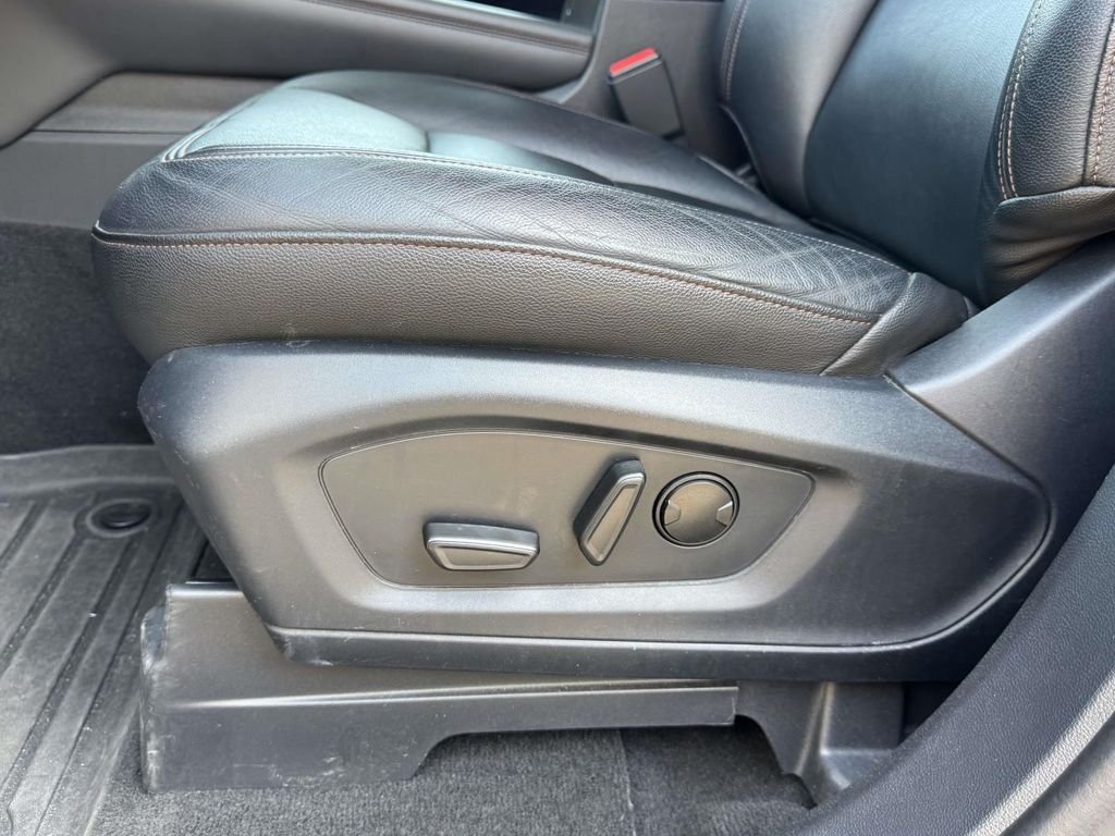 2025 Ford Explorer Active - Photo 19