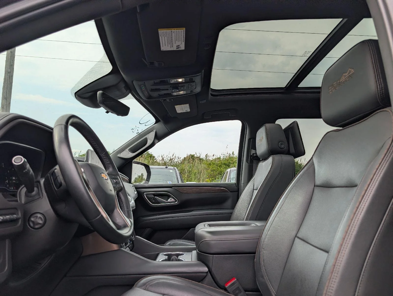 Used 2023 BLACK Chevrolet High Country image 8