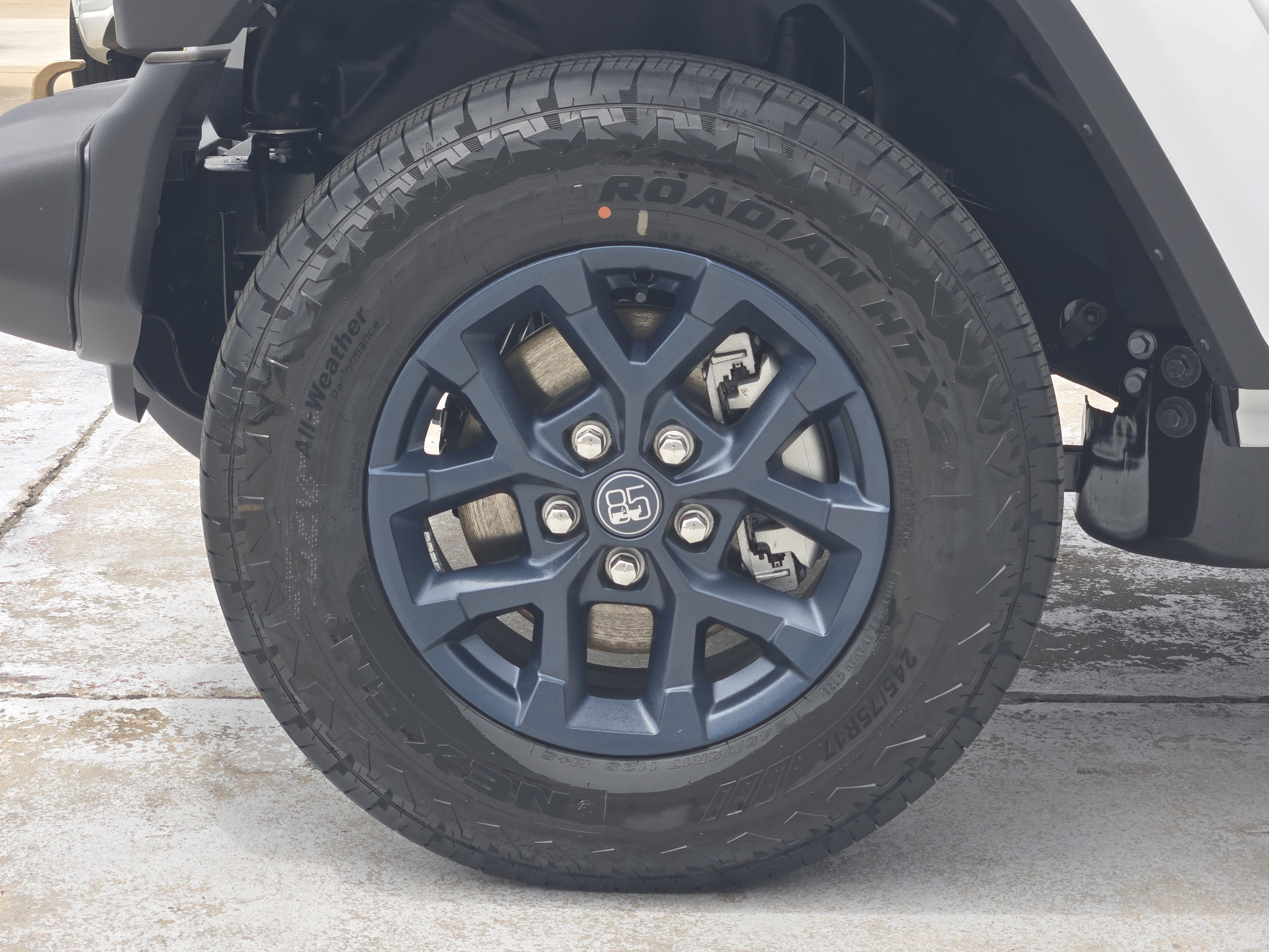 New 2026 Bright White Clear-Coat Exterior Paint Jeep 85th Anniversary image 10