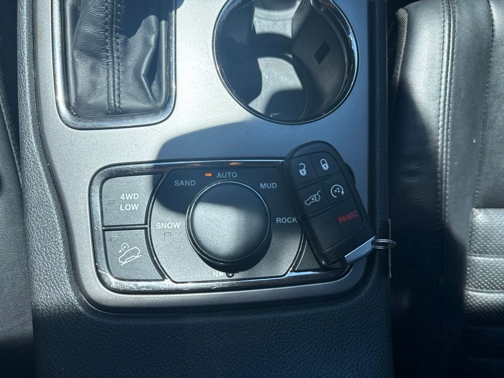 Used 2020 Black Jeep Limited X image 29
