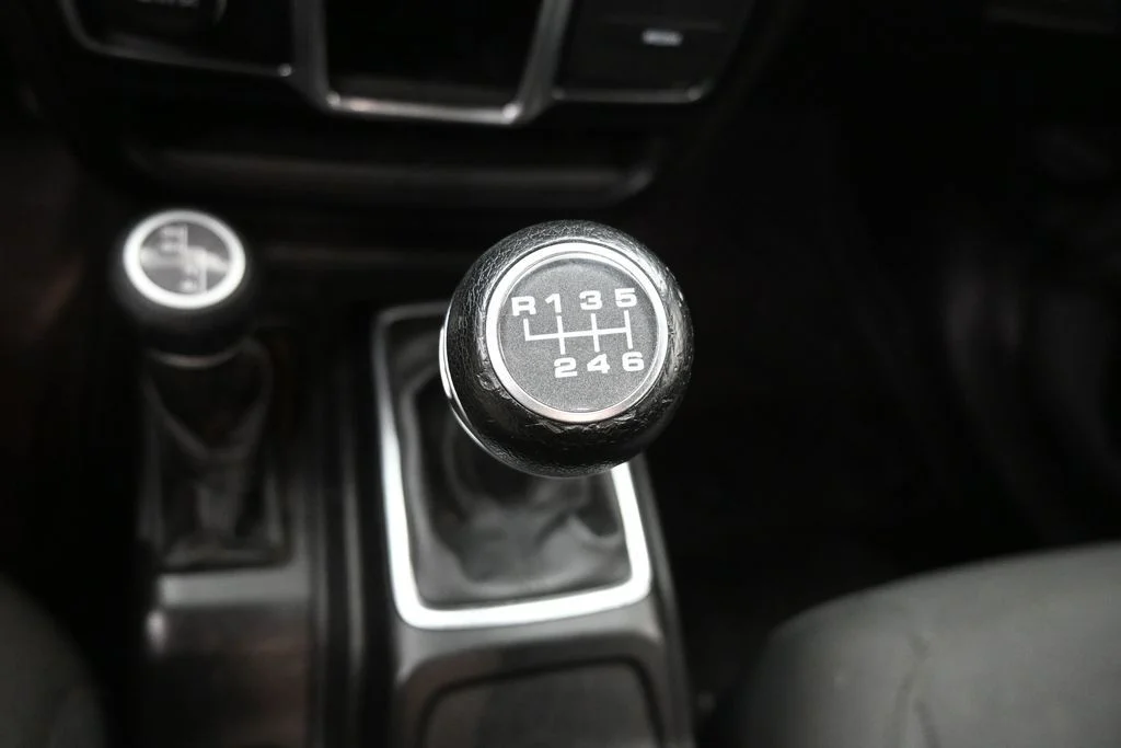 2021 Jeep Gladiator Sport - Photo 18
